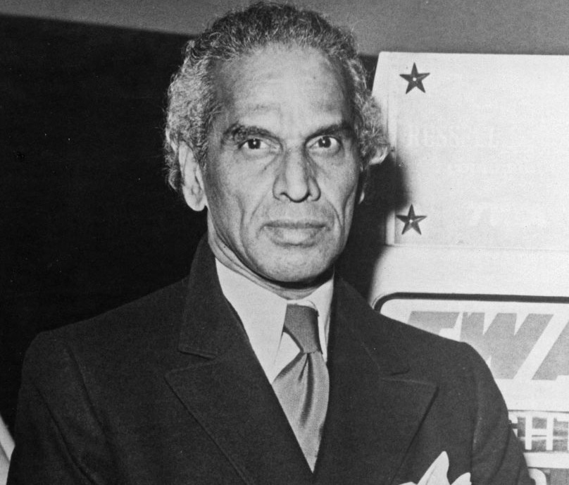 V._K._Krishna_Menon_(cropped).jpg